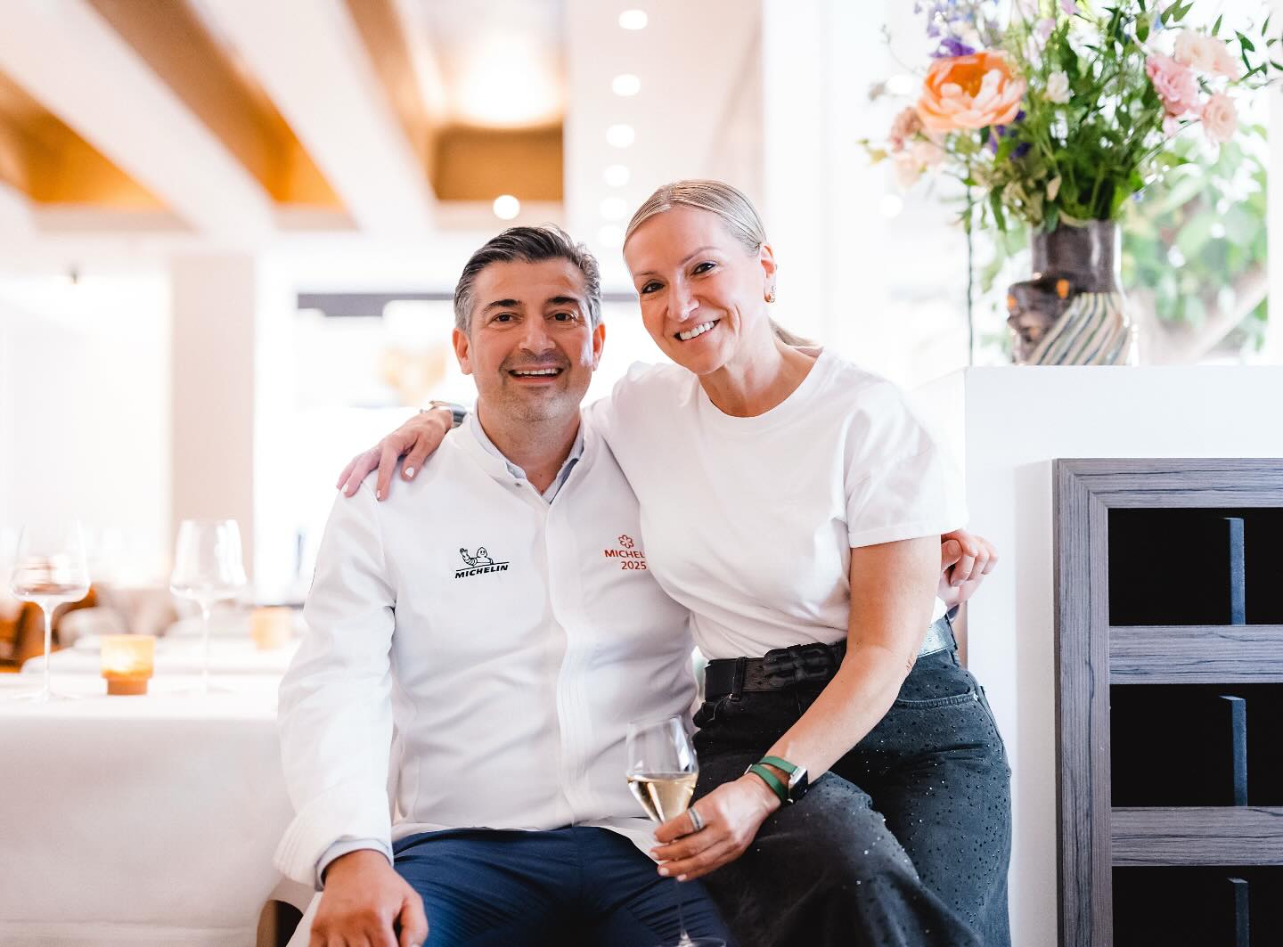 Auguriiii @labottegenk @peppegiacomazza met jullie welverdiende ster ! Je harde werk , loyale vriend , gunner en eerlijke collega dit loont je nu! Dik verdiend xx @boumedienebelbachir